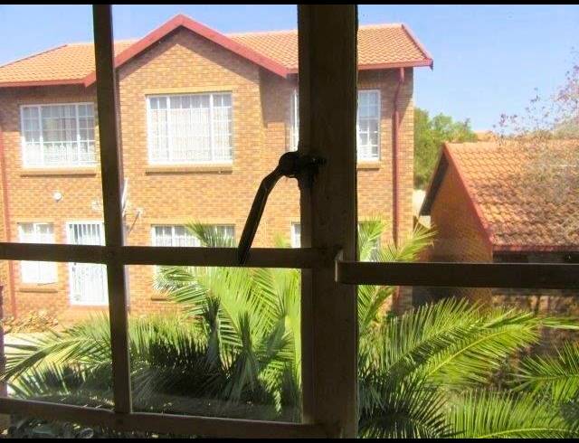 2 BEDROOM APARTMENT FOR SALE IN THE REEDS